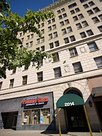 Fresno Coin Jewelry & Loan Downtown 02