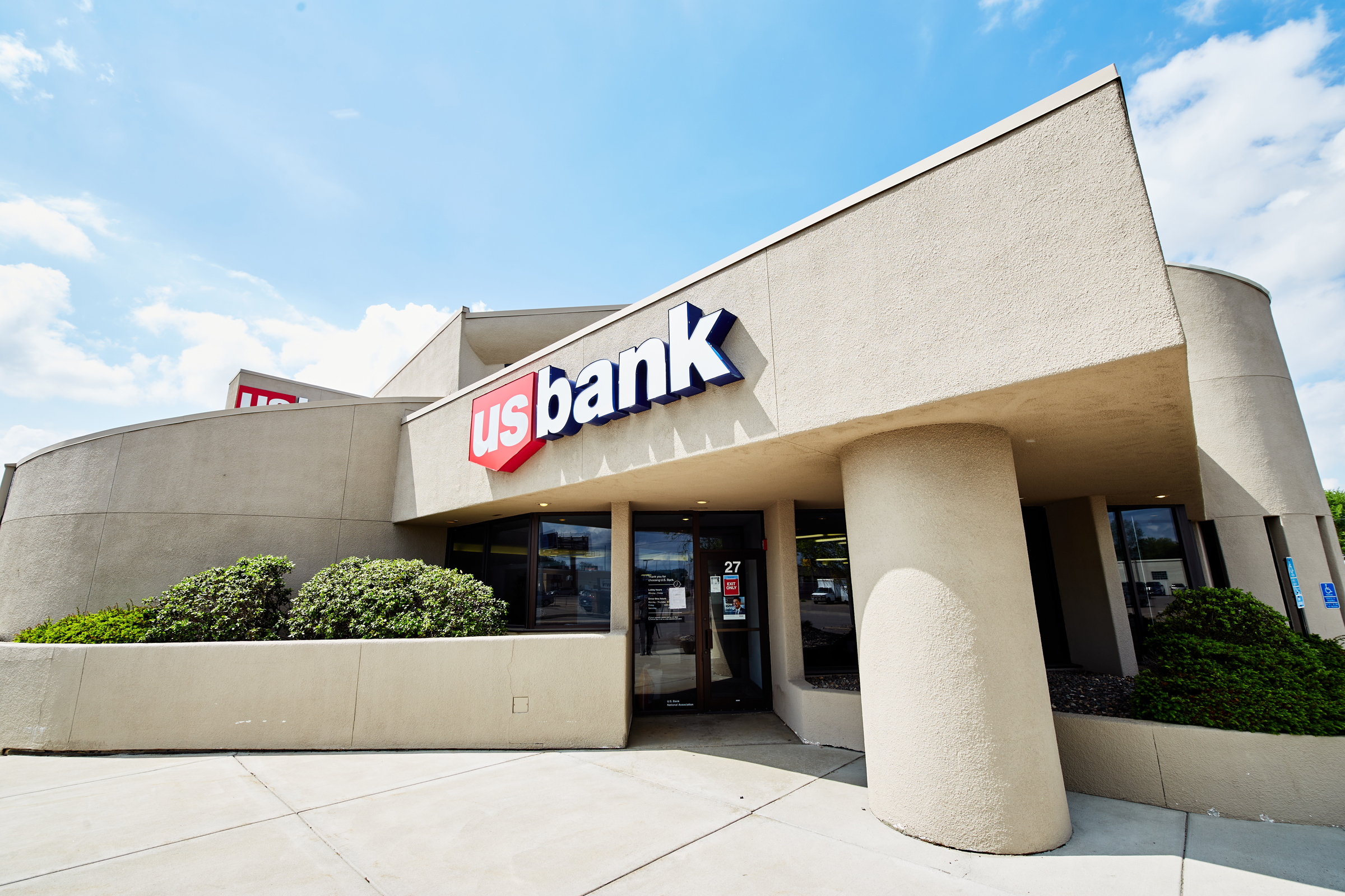 U.S. Bank Branch 01