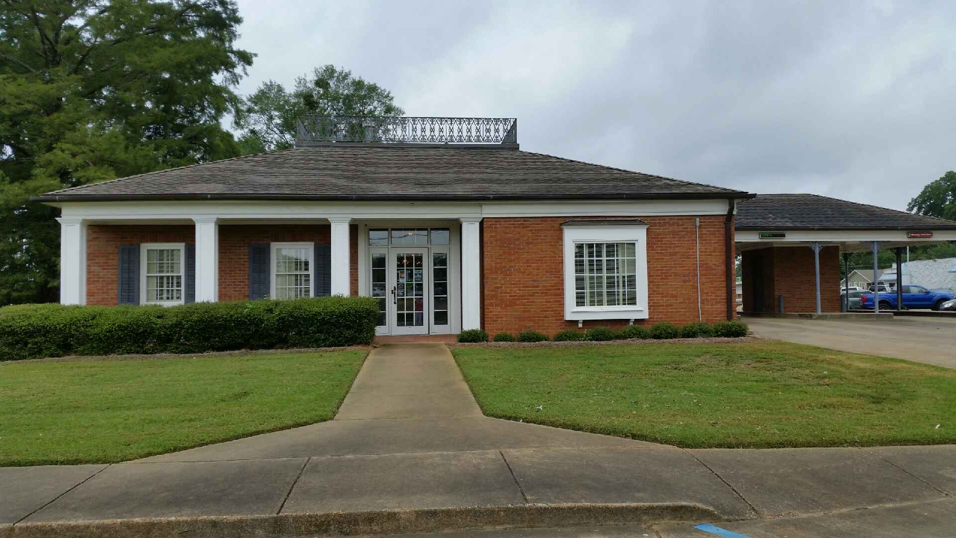 Citizens National Bank - Carthage Branch 01