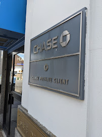 Chase Bank 02