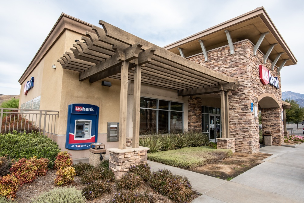 U.S. Bank Branch 01