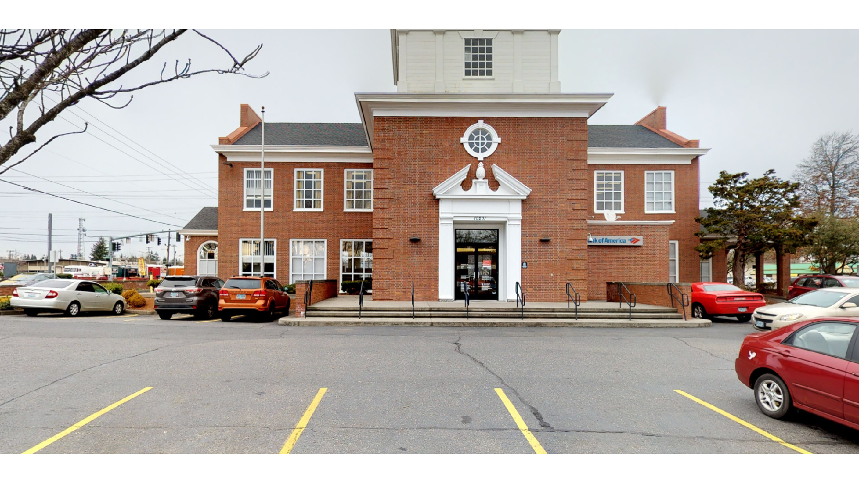 Bank of America (with Drive-thru ATM) 01