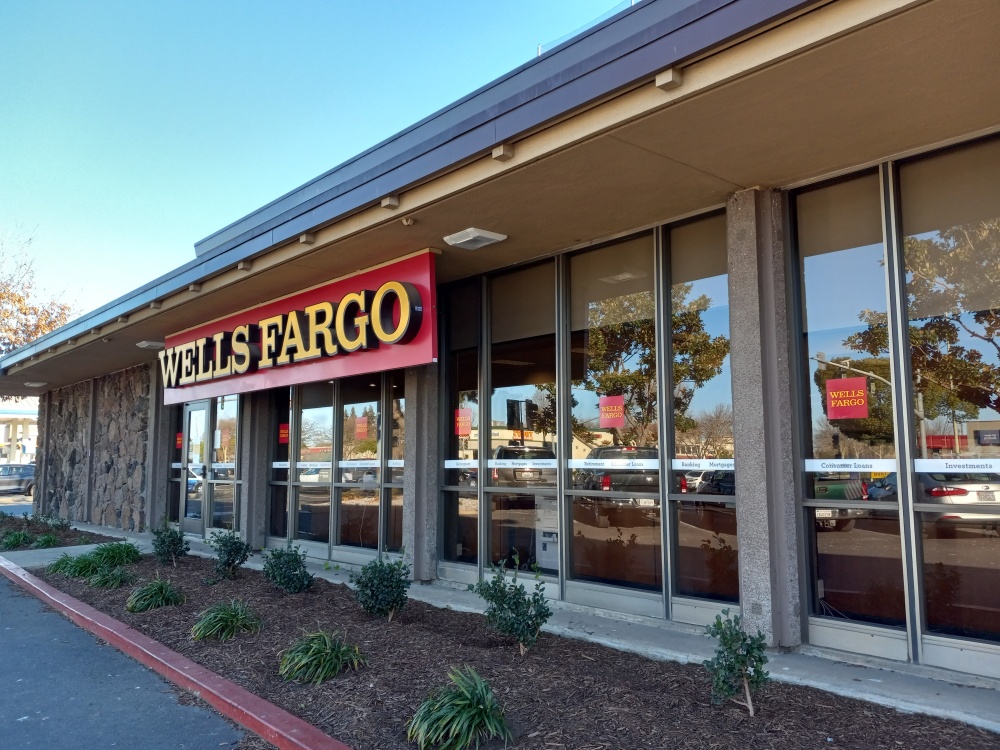 Wells Fargo Bank 01