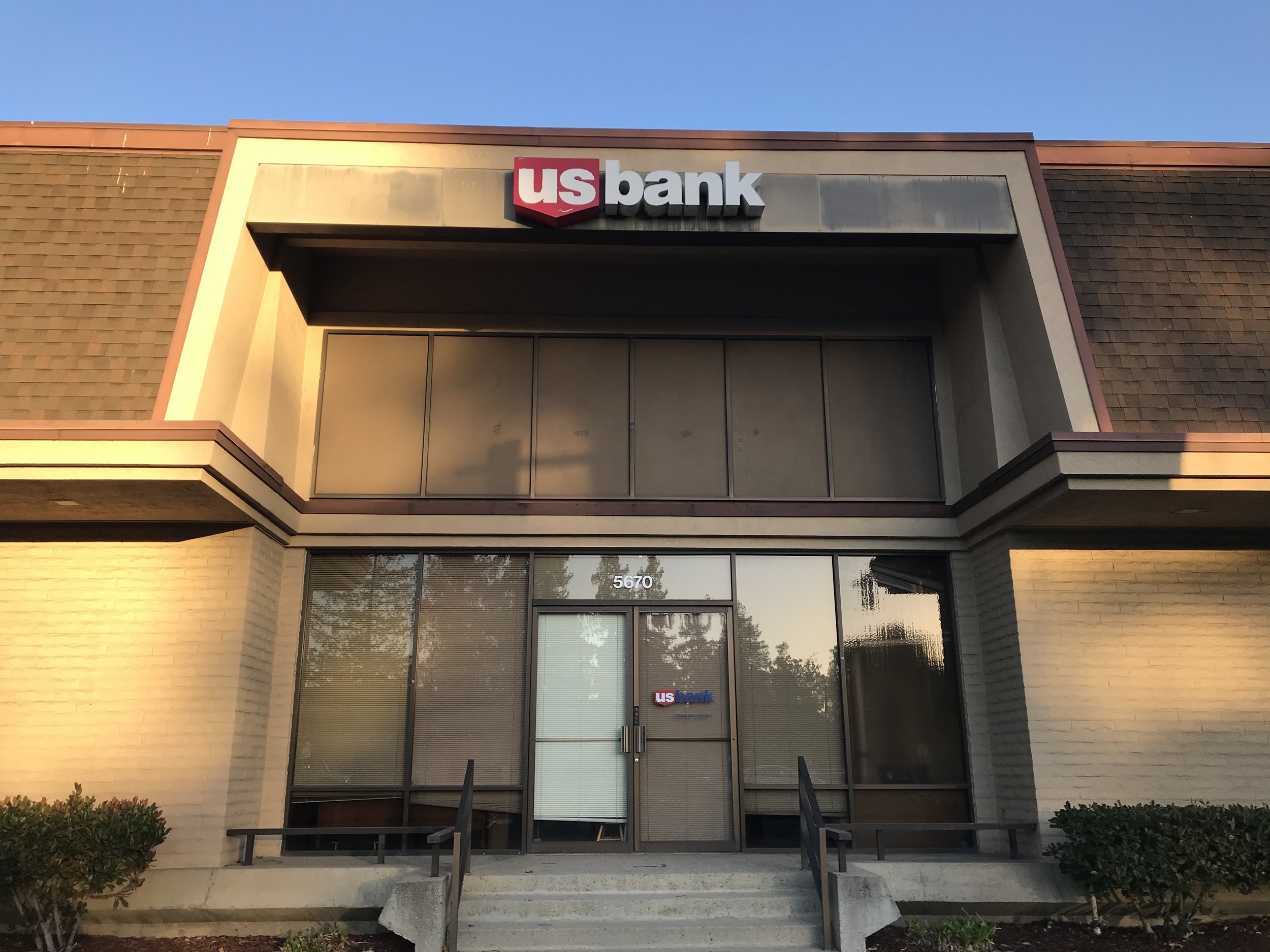 U.S. Bank Branch 01