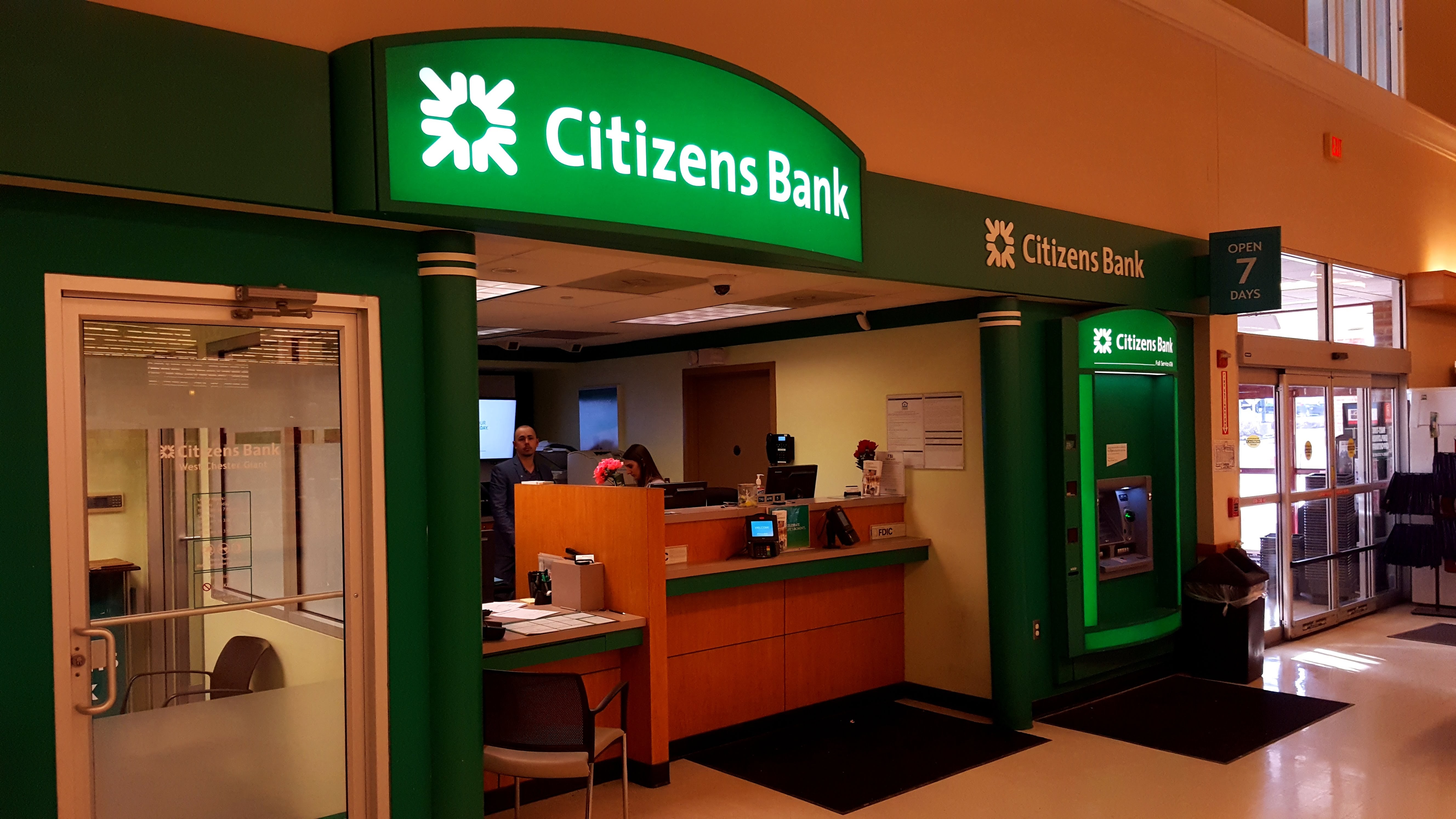 Citizens Bank Supermarket Branch 01