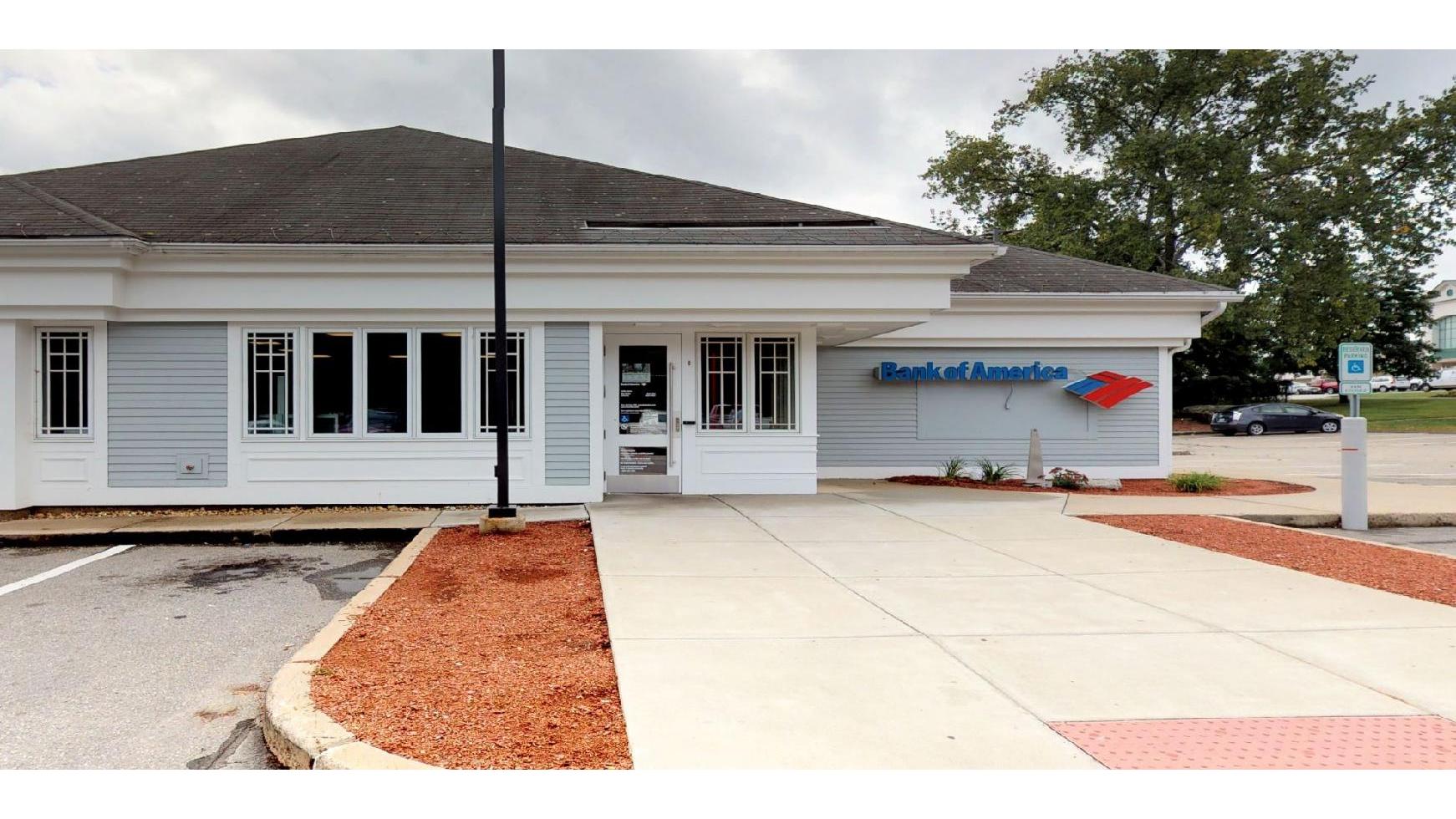 Bank of America (with Drive-thru ATM) 01