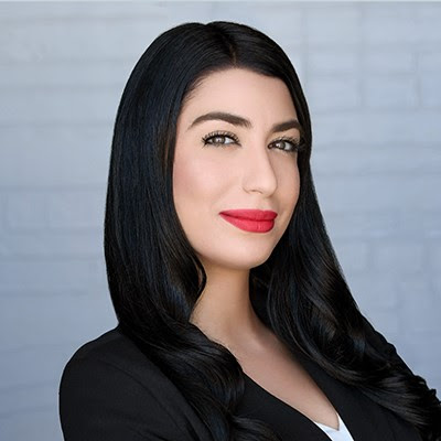 Vanessa Diaz | Mortgage Banker 01