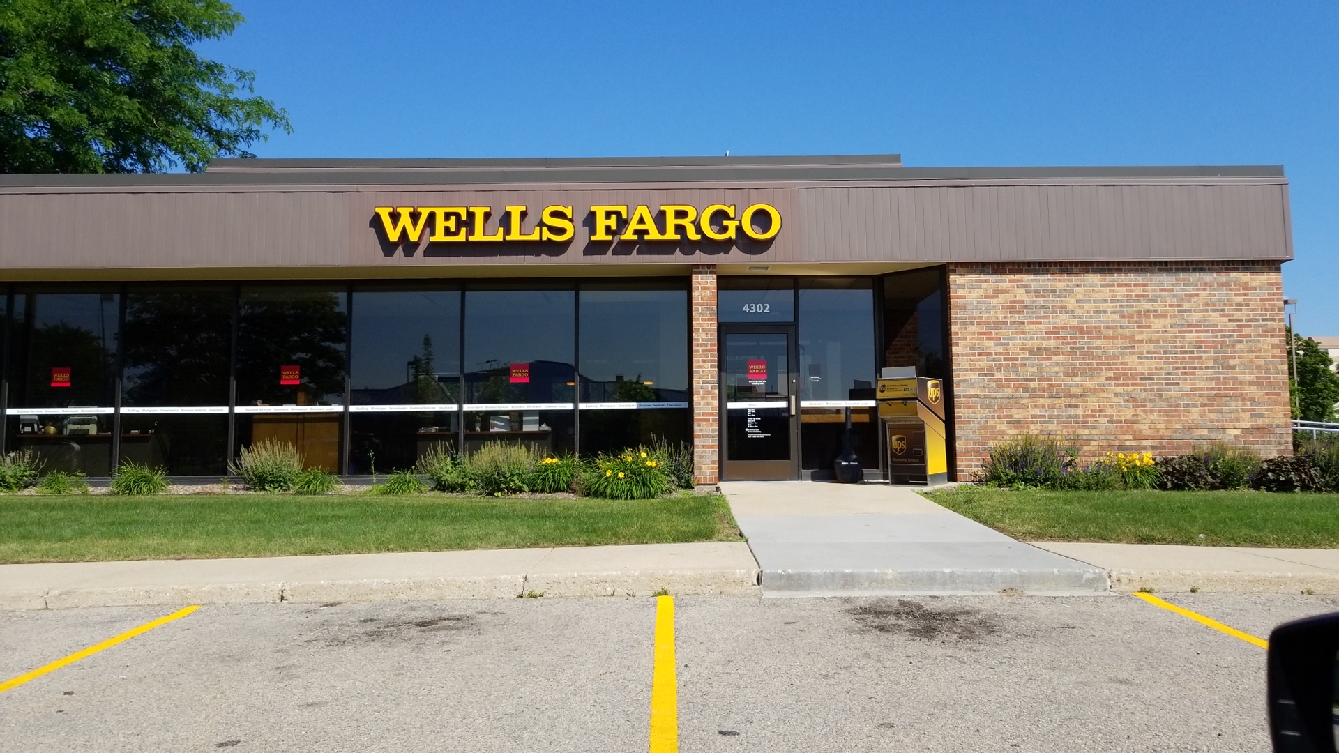 Wells Fargo Bank 01