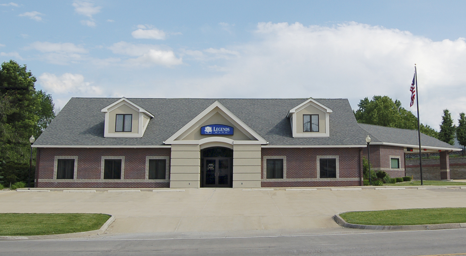 Legends Bank 01