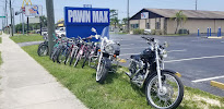 Pawn Max 01