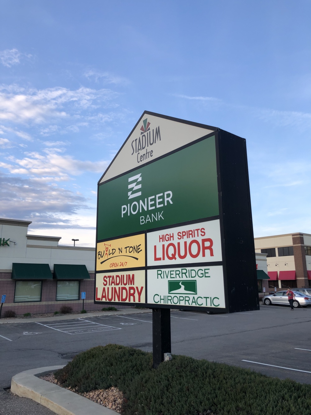 Pioneer Bank 01