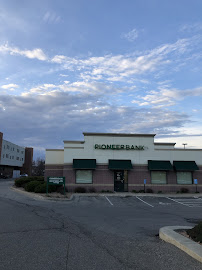 Pioneer Bank 02