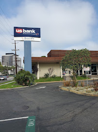 U.S. Bank Branch 03