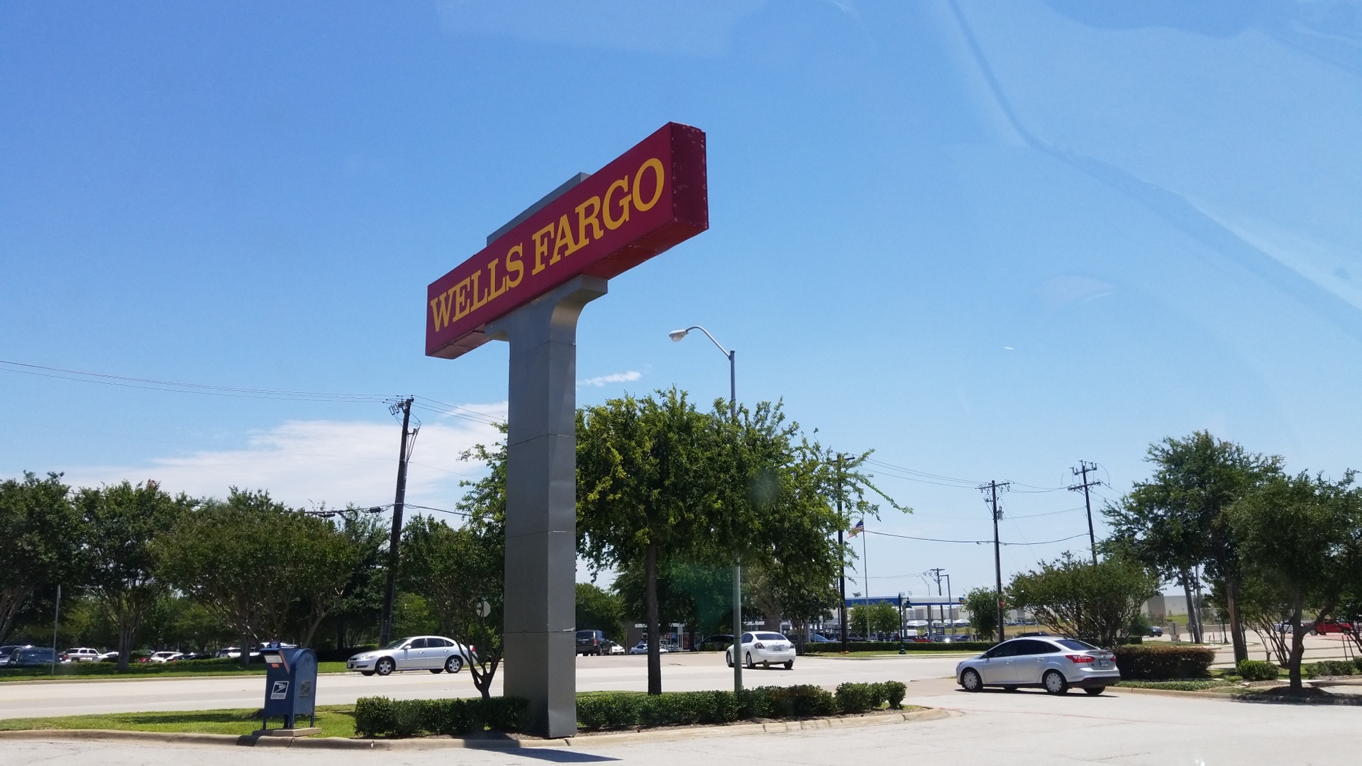 Wells Fargo Bank 01
