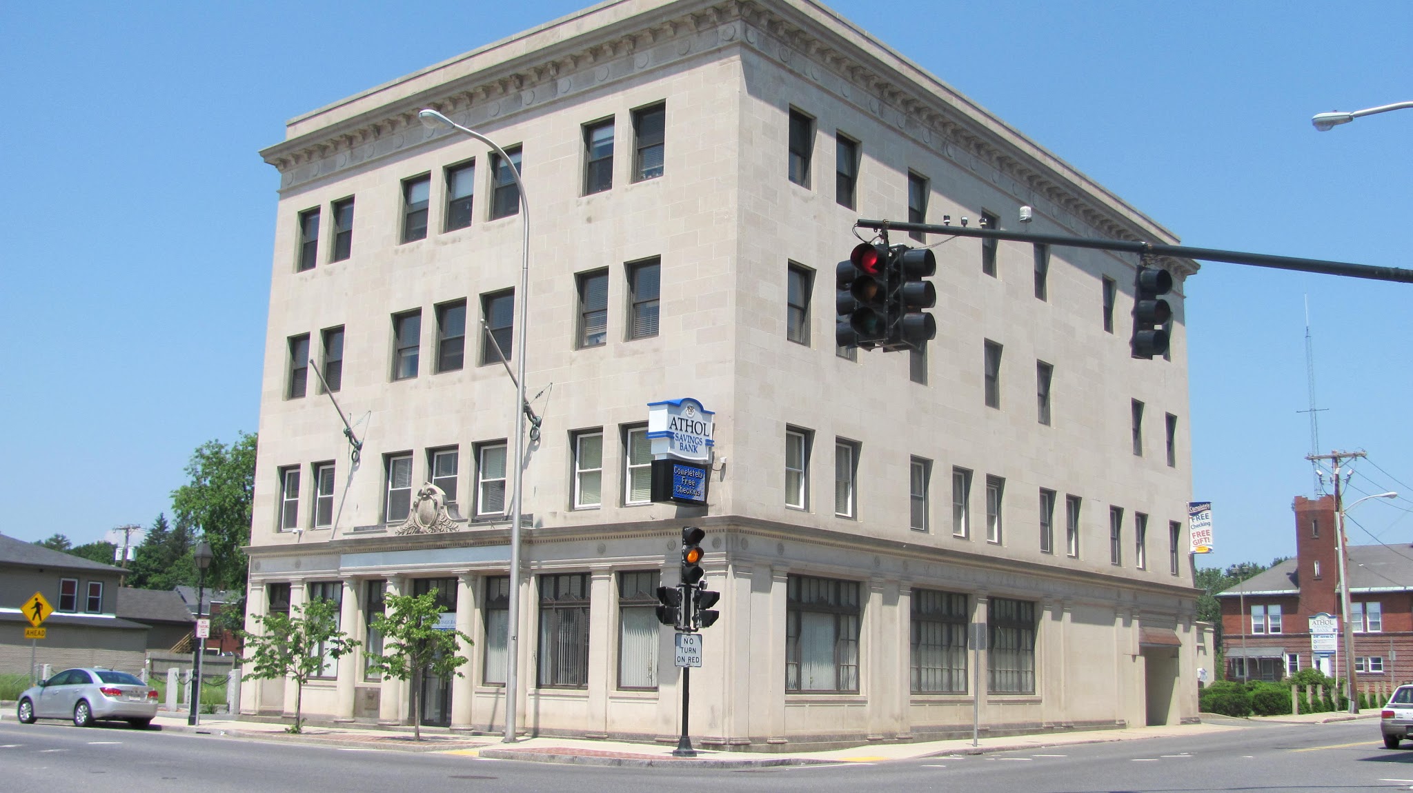 Athol Savings Bank - Lending Center 01