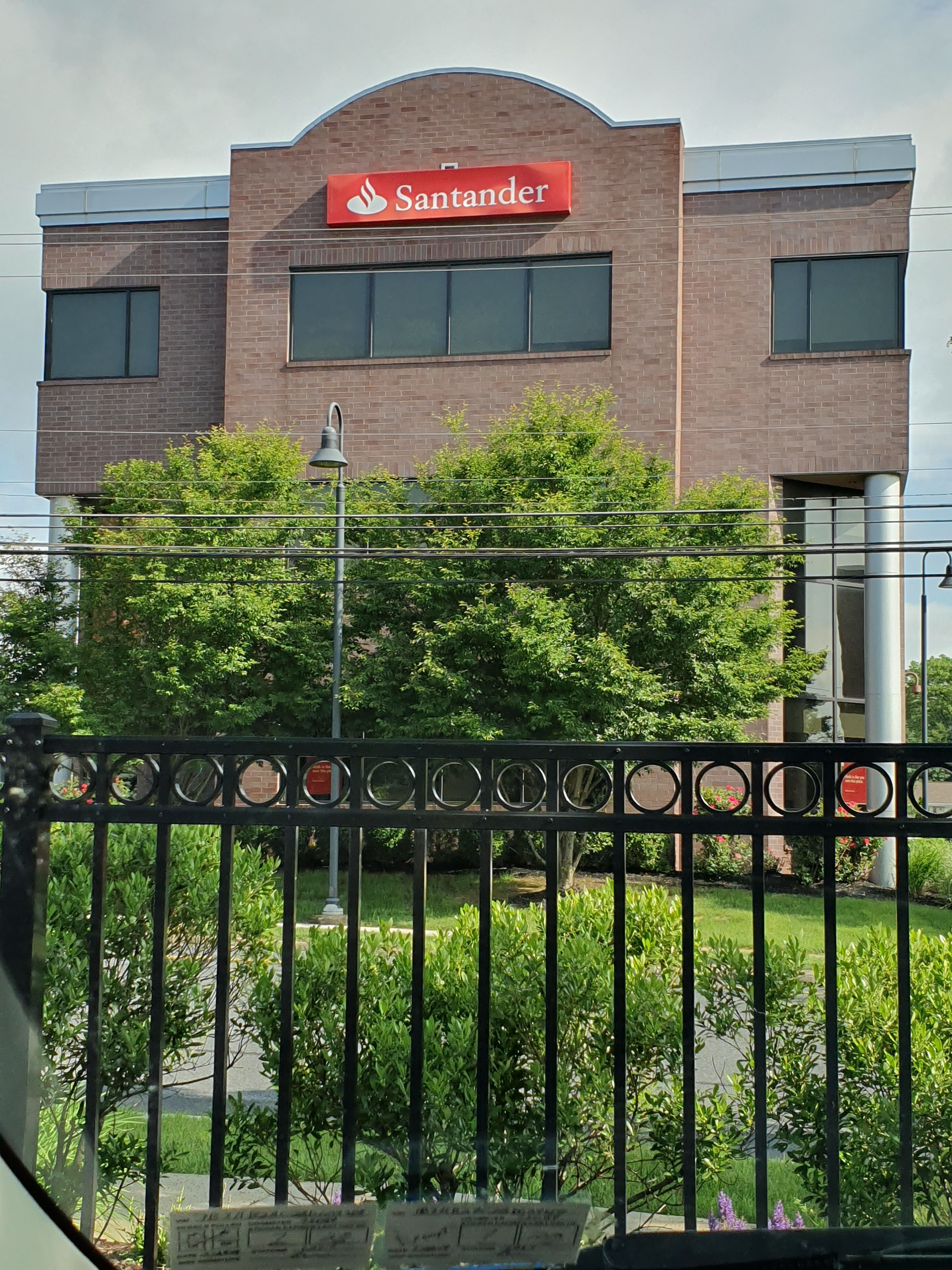 Santander Bank Branch 01