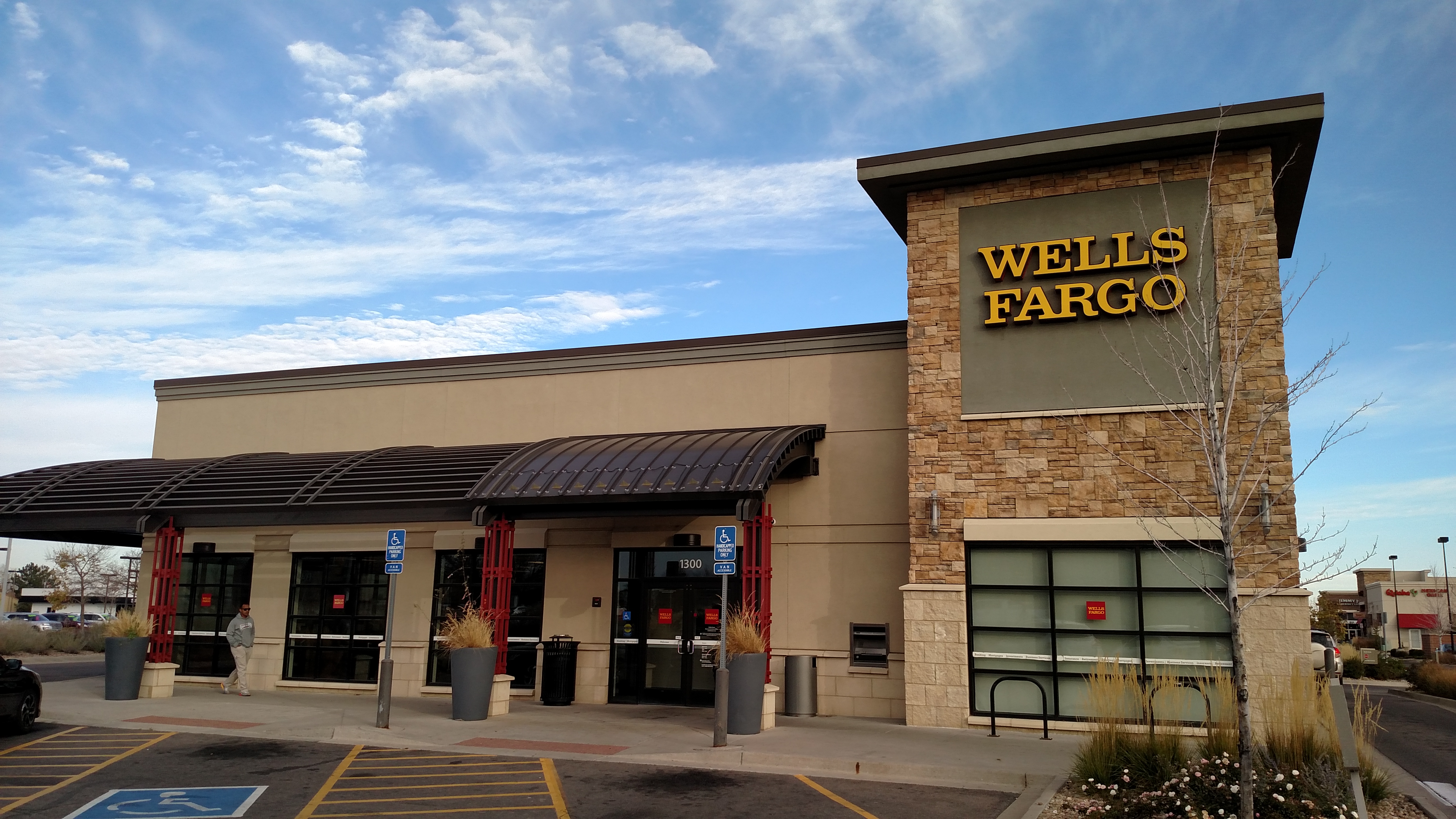Wells Fargo Bank 01