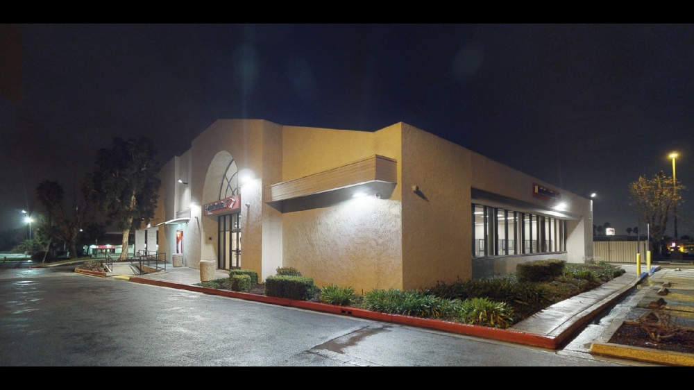 Bank of America (with Drive-thru ATM) 01