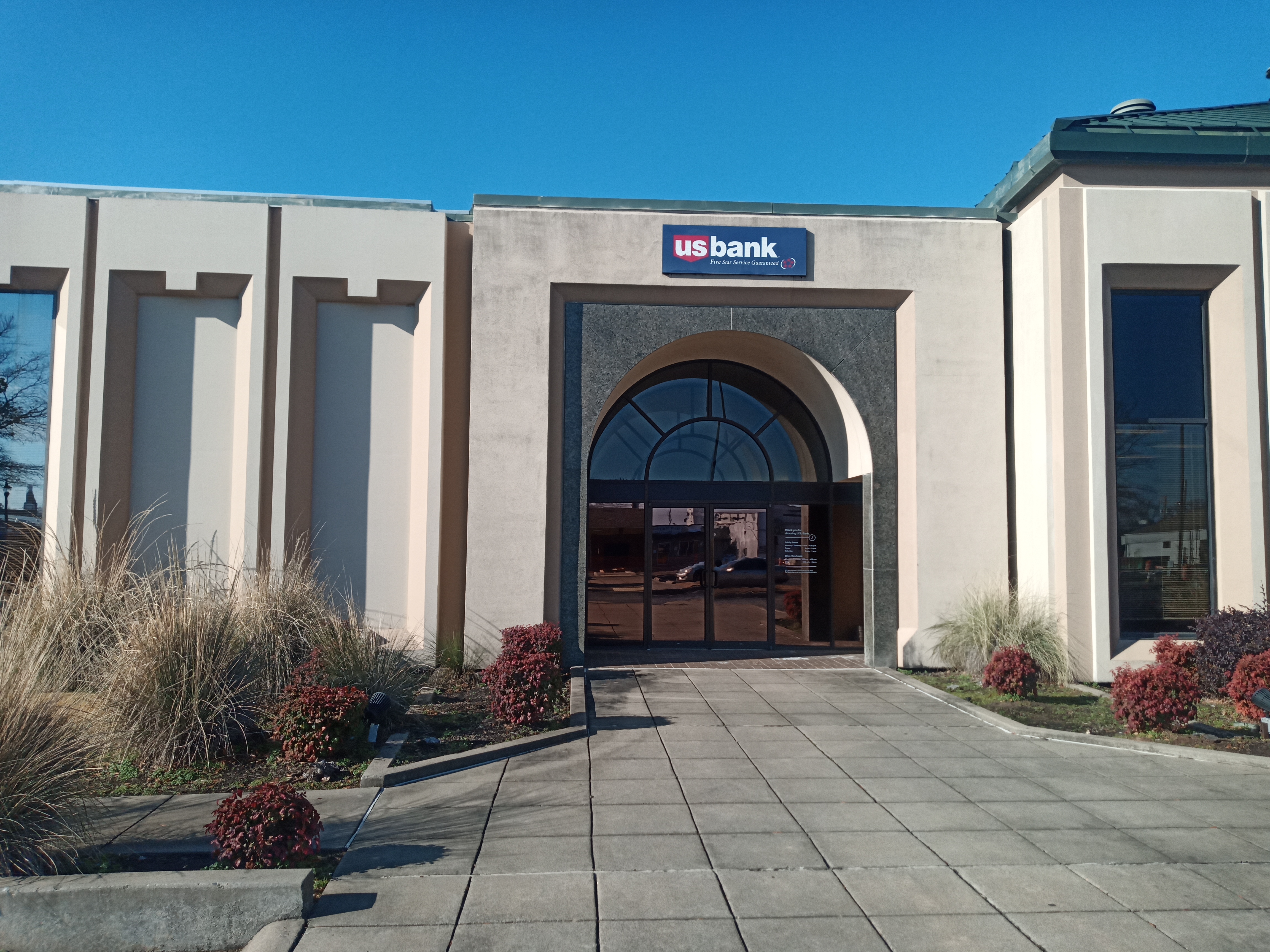 U.S. Bank Branch 01