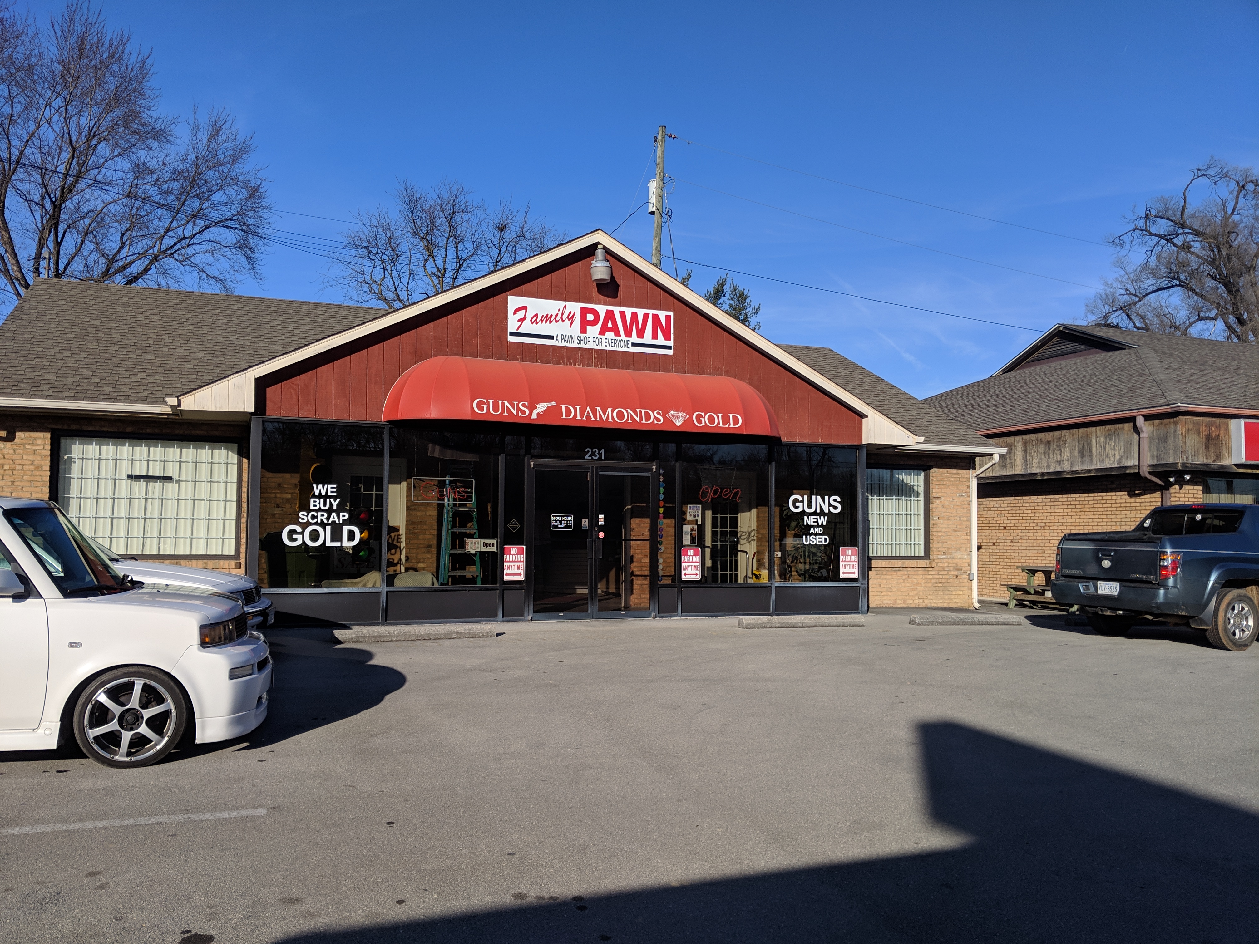 Family Pawn 01