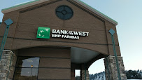 Bank of the West 02