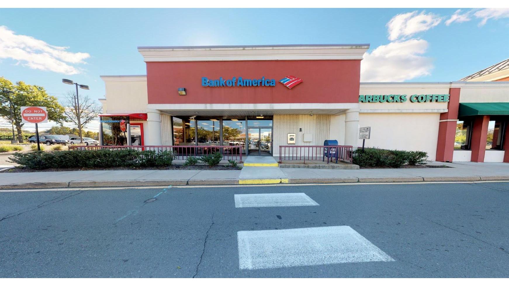 Bank of America (with Drive-thru ATM) 01