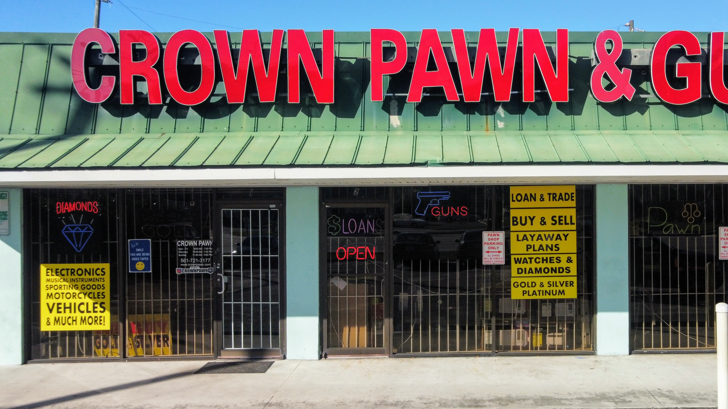 Crown Pawn Shop 01