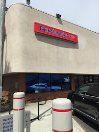 Bank of America (with Drive-thru ATM) 04