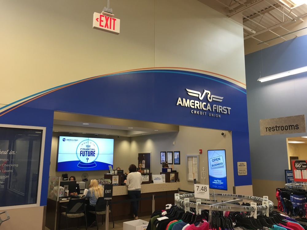America First Credit Union (inside Smith's Marketplace) 01