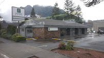 Bank of America (with Drive-thru ATM) 03