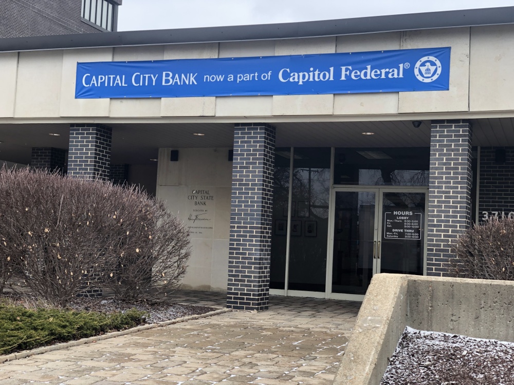 Capitol Federal® Savings Bank 01