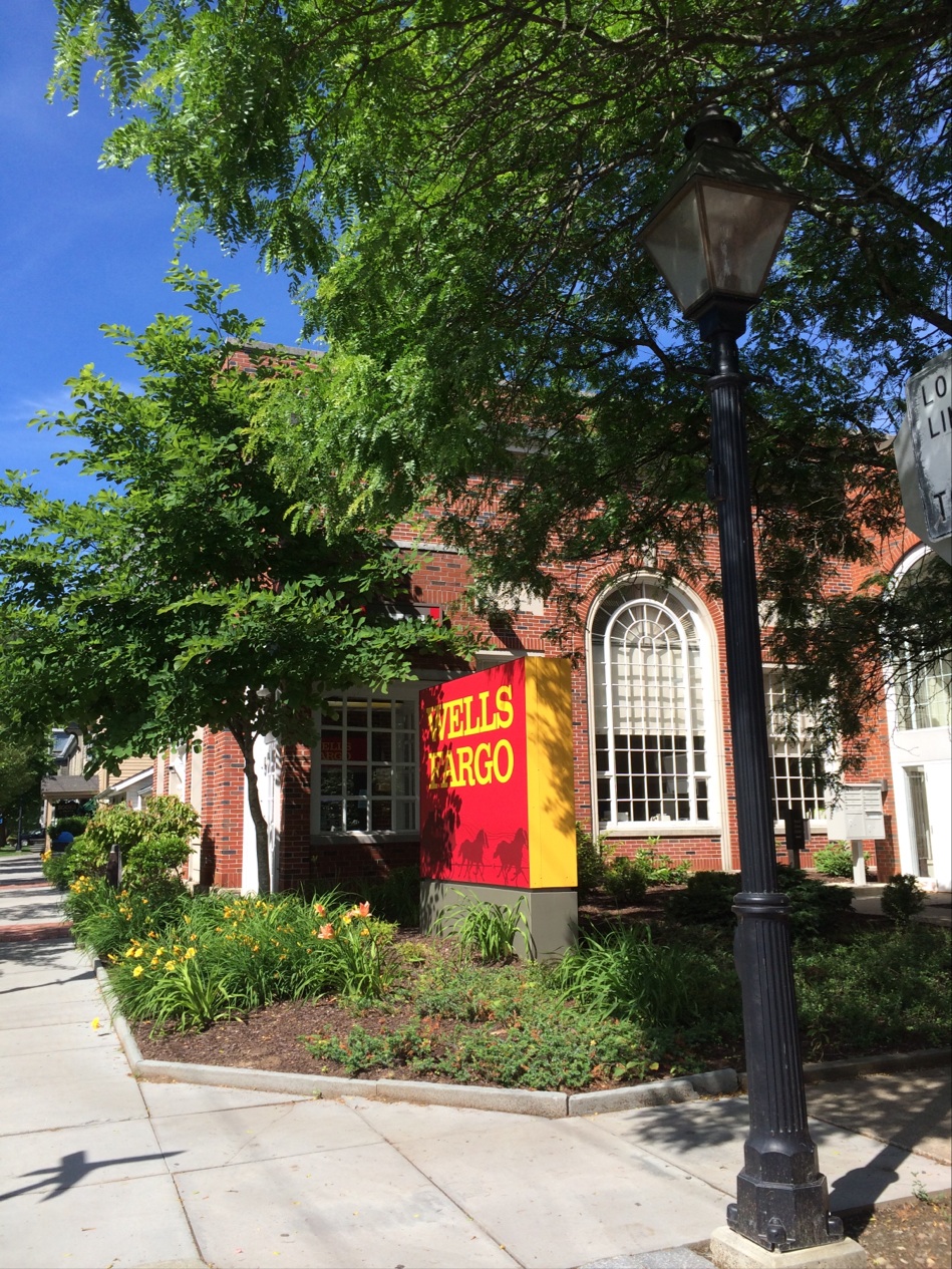 Wells Fargo Bank 01