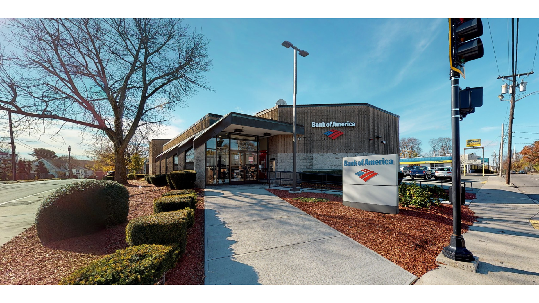 Bank of America (with Drive-thru services) 01