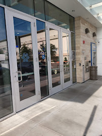 Chase Bank 04