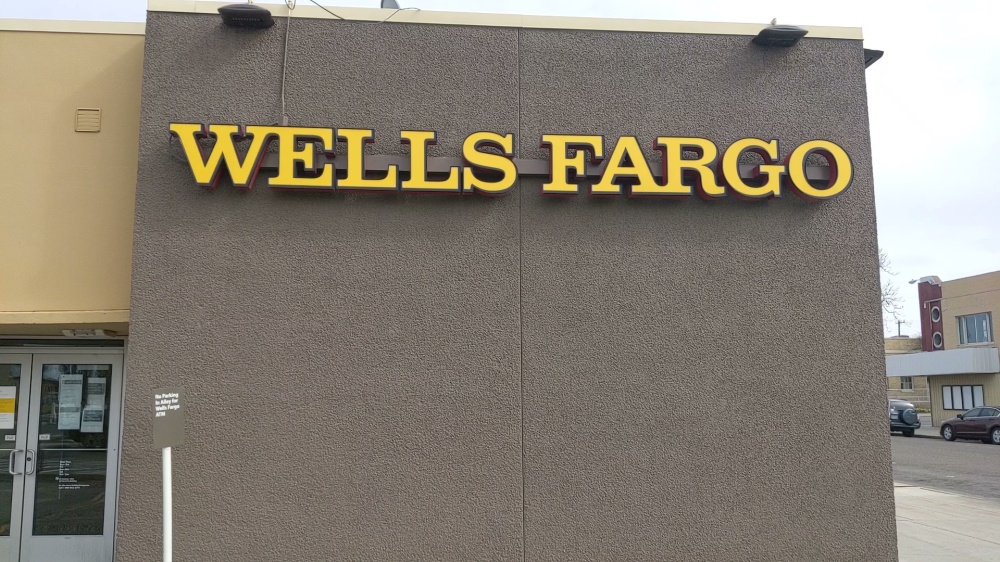 Wells Fargo Bank 01