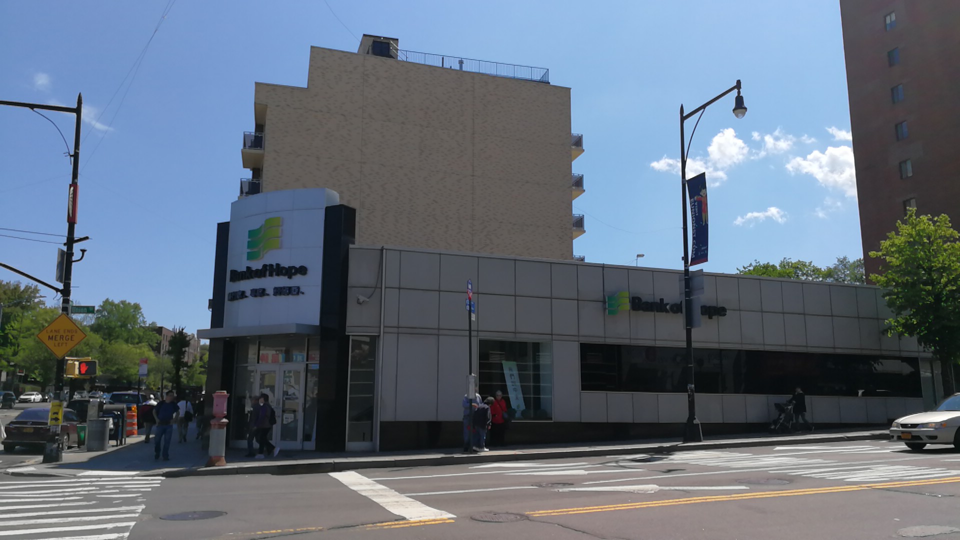 Bank of Hope 01