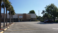 Bank of America (with Drive-thru ATM) 02