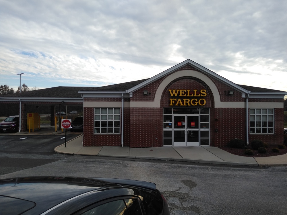 Wells Fargo Bank 01