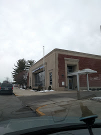 Fifth Third Bank & ATM 04