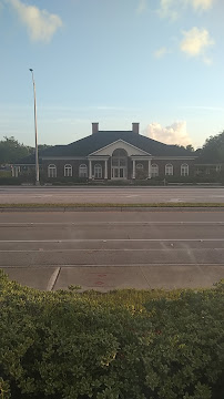 Fifth Third Bank & ATM 04