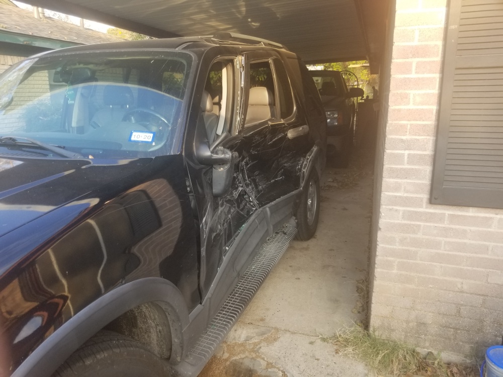 A-MAX Auto Insurance 01