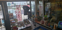 Tony's Market/ The Check Cashers 04