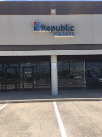 Republic Finance 04