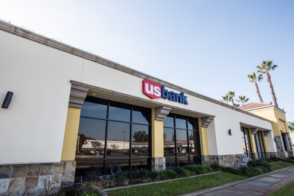U.S. Bank Branch 01