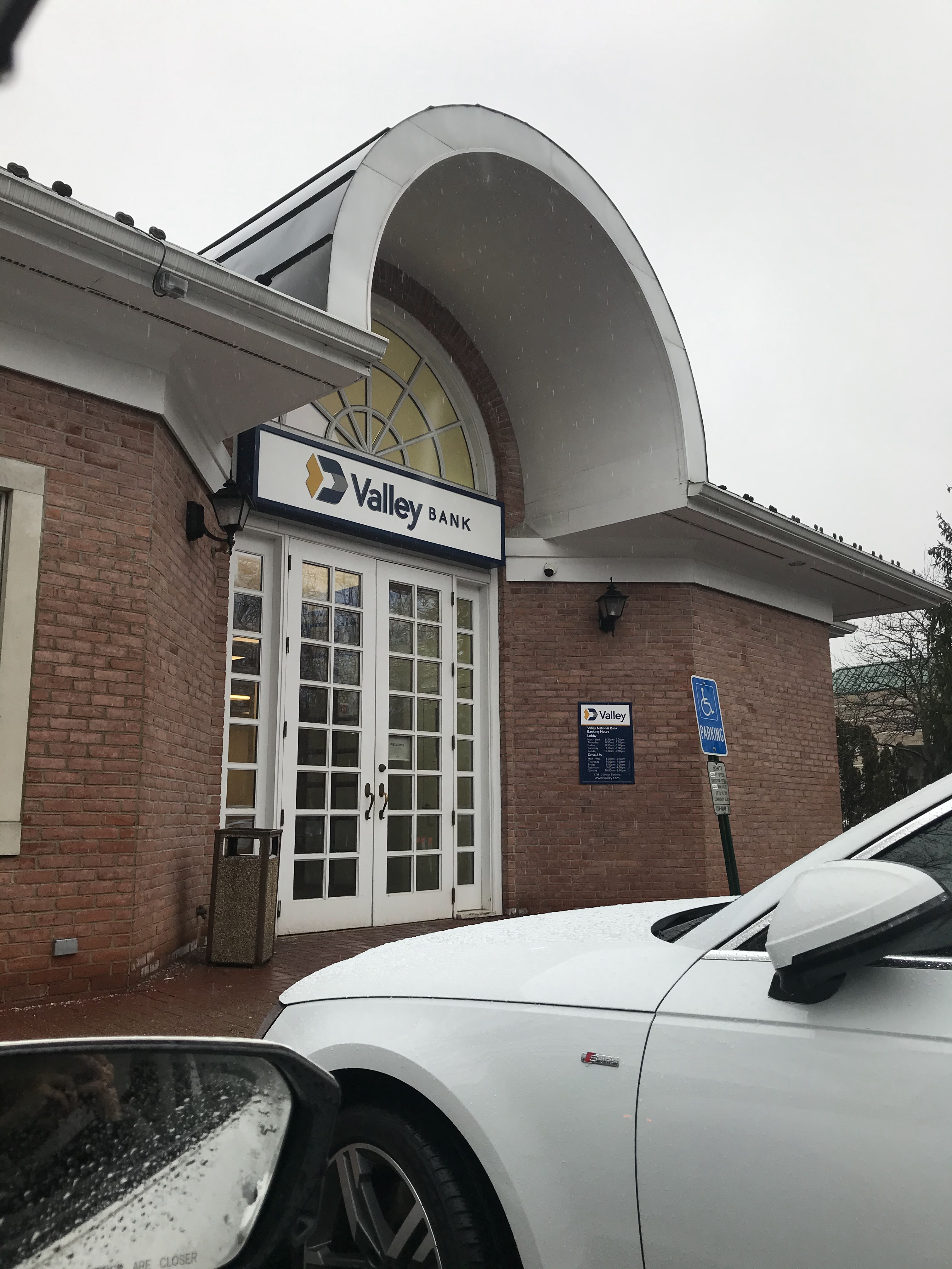 Valley Bank 01