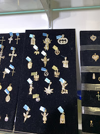 American Pawn Company and The Jewel Box 04