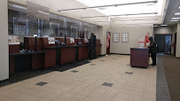 Bank of America (with Drive-thru ATM) 02