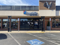 Republic Finance 03