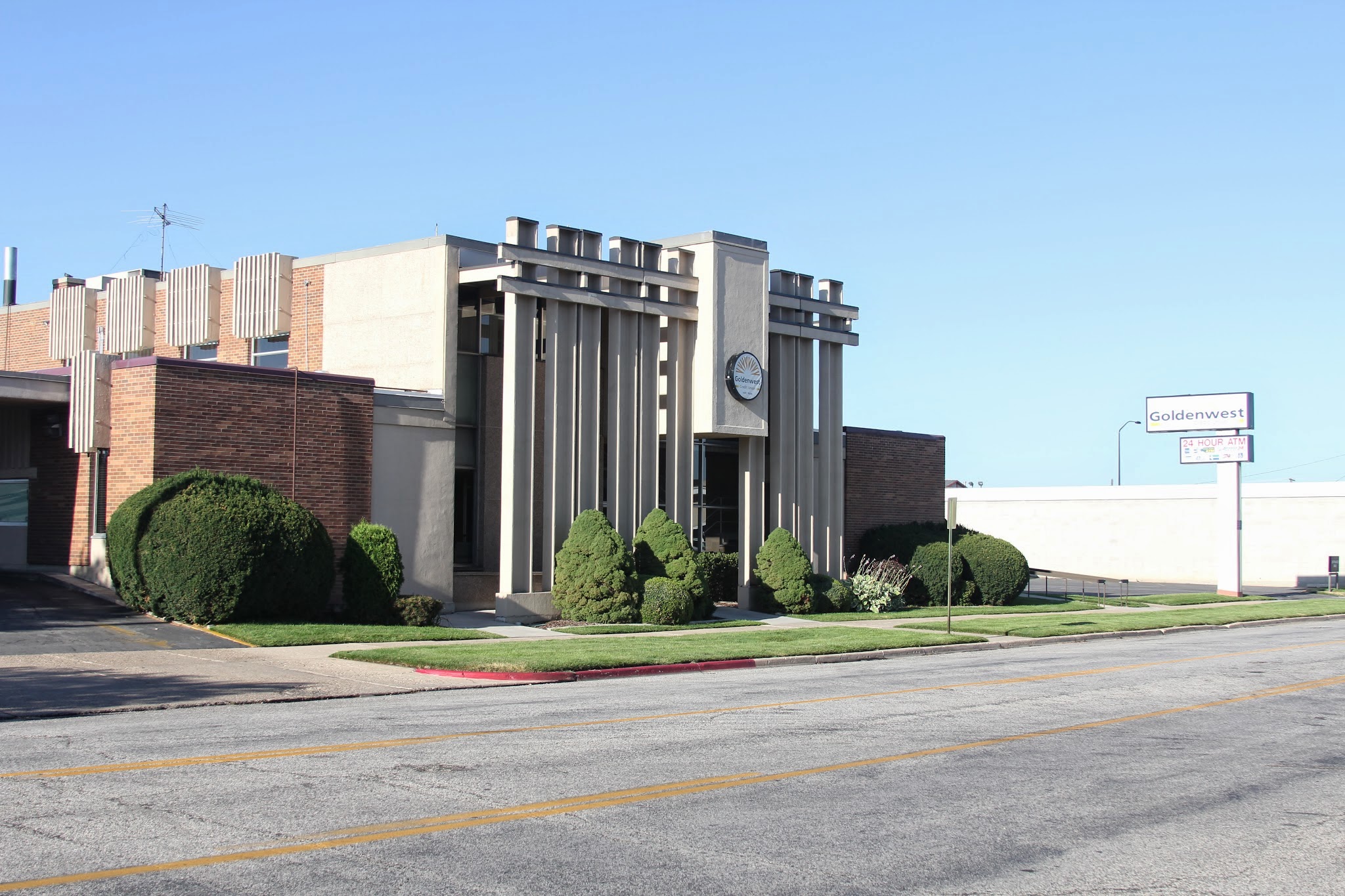 Goldenwest Credit Union 01