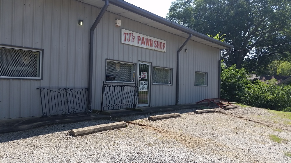 T J's Pawn Shop 01